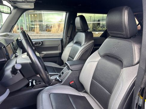 Certified 2021 Ford Bronco Black Diamond w/ Sasquatch Package image 9