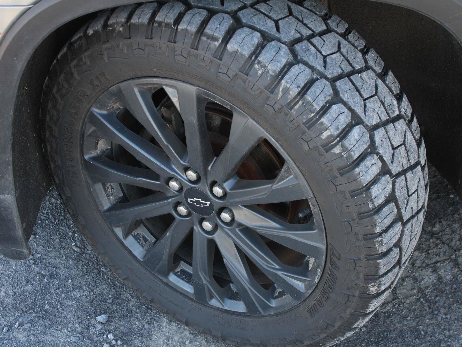Used 2023 Chevrolet Traverse RS AWD/4WD image 19