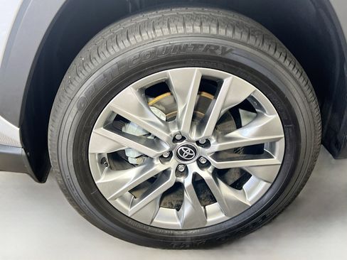 Used 2024 Toyota RAV4 Limited image 14
