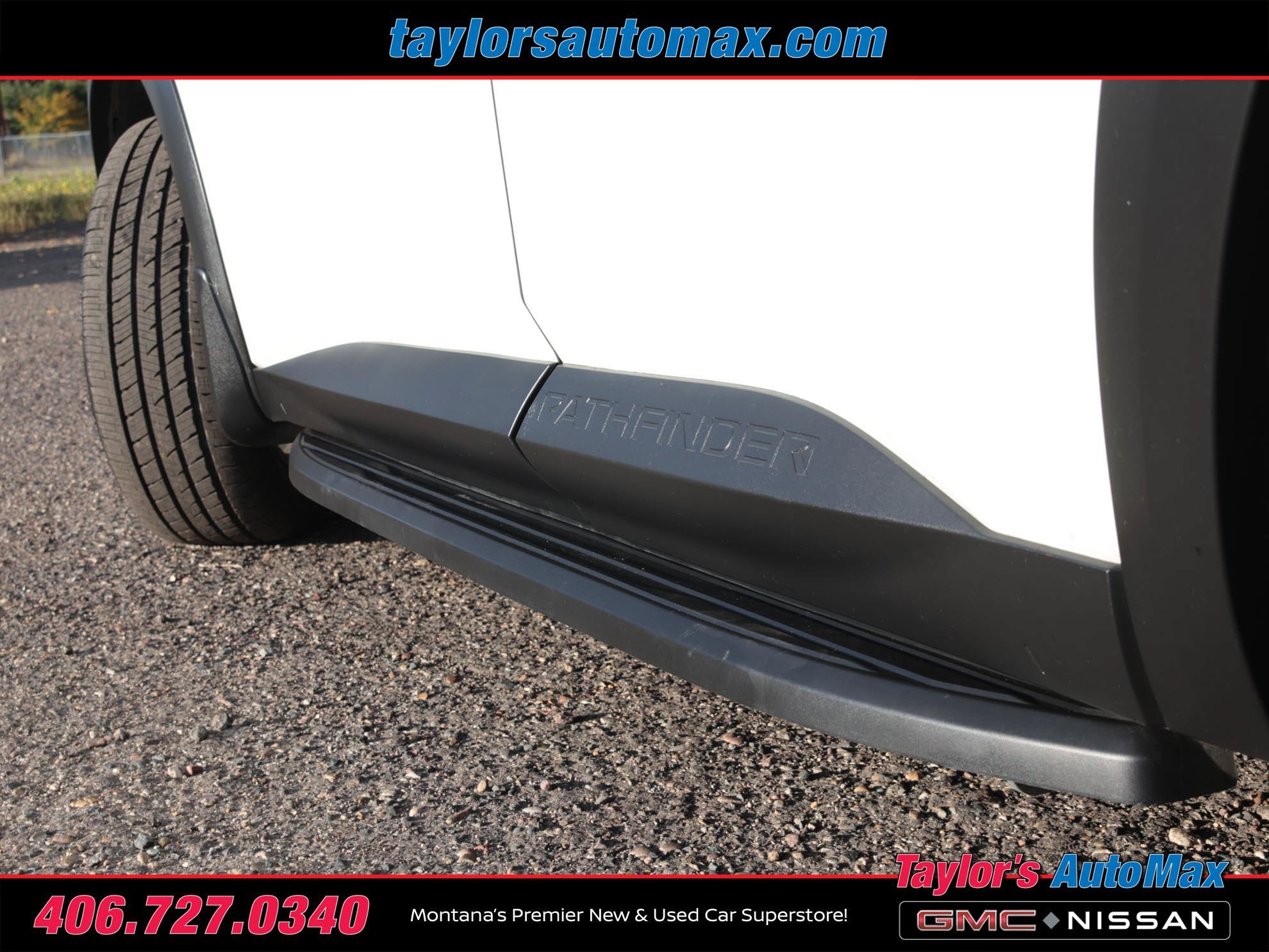 Used 2023 Nissan Pathfinder SL w/ Black Appearance Package AWD/4WD image 44