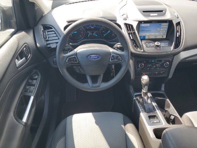 Used 2017 Ford Escape SE w/ Equipment Group 201A FWD image 16