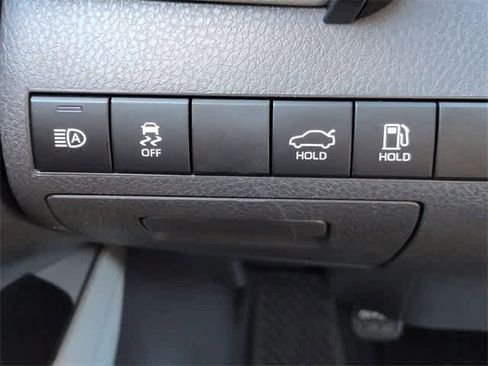 Used 2024 Toyota Camry LE image 39