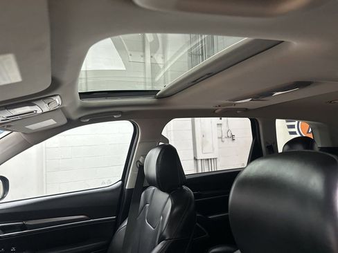 Used 2022 Kia Telluride S image 37