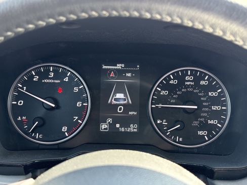 Certified 2025 Subaru Outback Premium AWD/4WD image 14