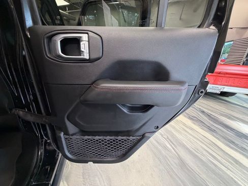 Used 2021 Jeep Wrangler Unlimited Rubicon AWD/4WD image 45