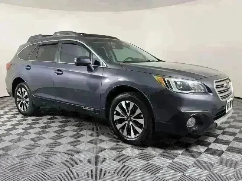 Used 2017 Subaru Outback 2.5i Limited AWD/4WD image 6