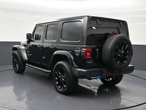 Used 2024 Jeep Wrangler Unlimited Sahara AWD/4WD image 3