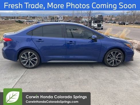Used 2020 Toyota Corolla SE image 2
