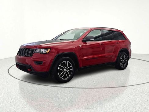 Used 2018 Jeep Grand Cherokee Trailhawk image 4