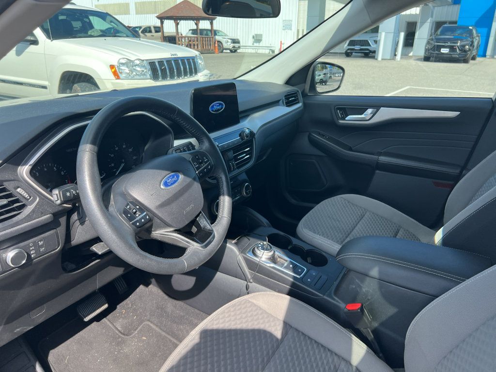 Used 2021 Ford Escape SE w/ Convenience Package AWD/4WD image 14