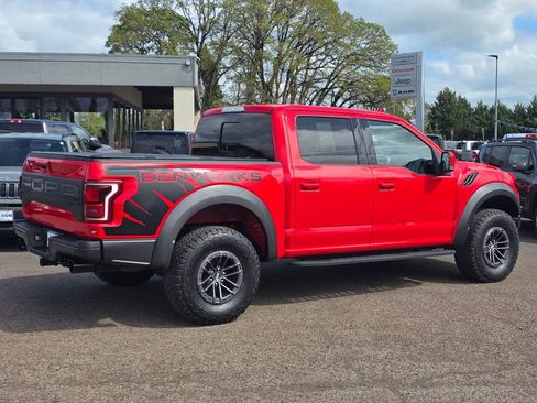 Used 2020 Ford F150 Raptor w/ Equipment Group 802A Luxury image 31
