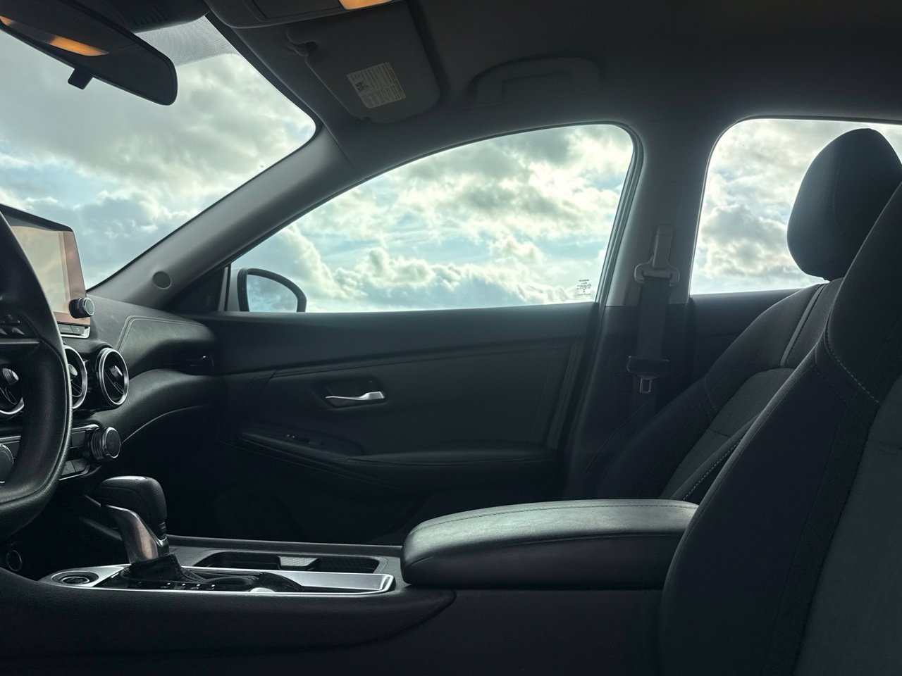 Certified 2023 Nissan Sentra SV FWD image 39