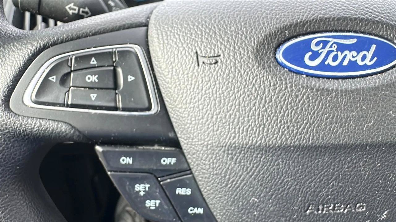 Used 2018 Ford Focus SE w/ SE Appearance Package FWD image 42