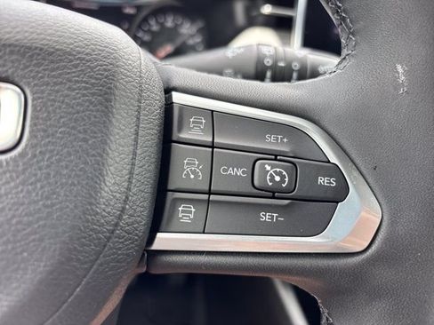 Used 2026 Jeep Compass Limited AWD/4WD image 26