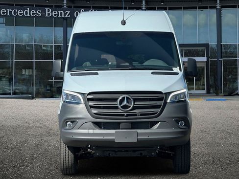 New 2026 Mercedes-Benz Sprinter 2500 image 9