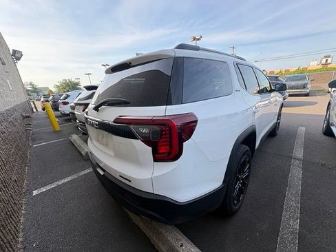Used 2023 GMC Acadia SLE w/ Driver Convenience Package AWD/4WD image 4