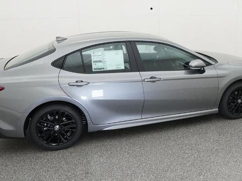 New 2026 Toyota Camry SE FWD image 10