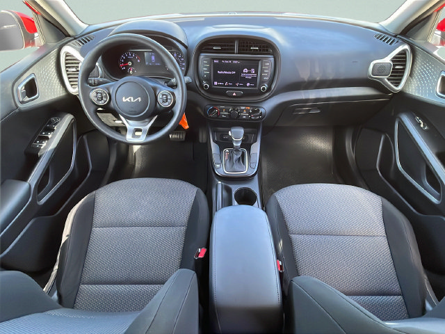 Used 2022 Kia Soul LX FWD image 14