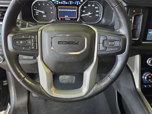 Used 2021 GMC Yukon Denali w/ Denali Ultimate Package image 27