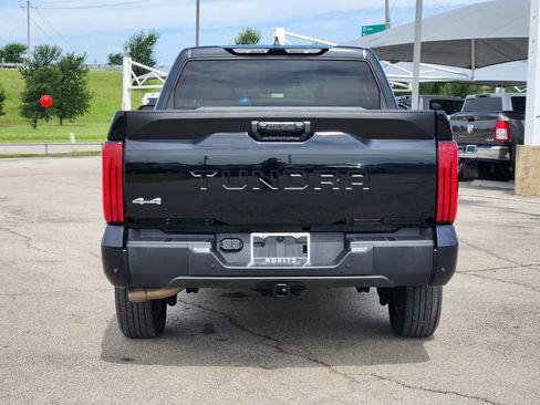 Used 2024 Toyota Tundra SR5 w/ SR5 Convenience Package AWD/4WD image 6
