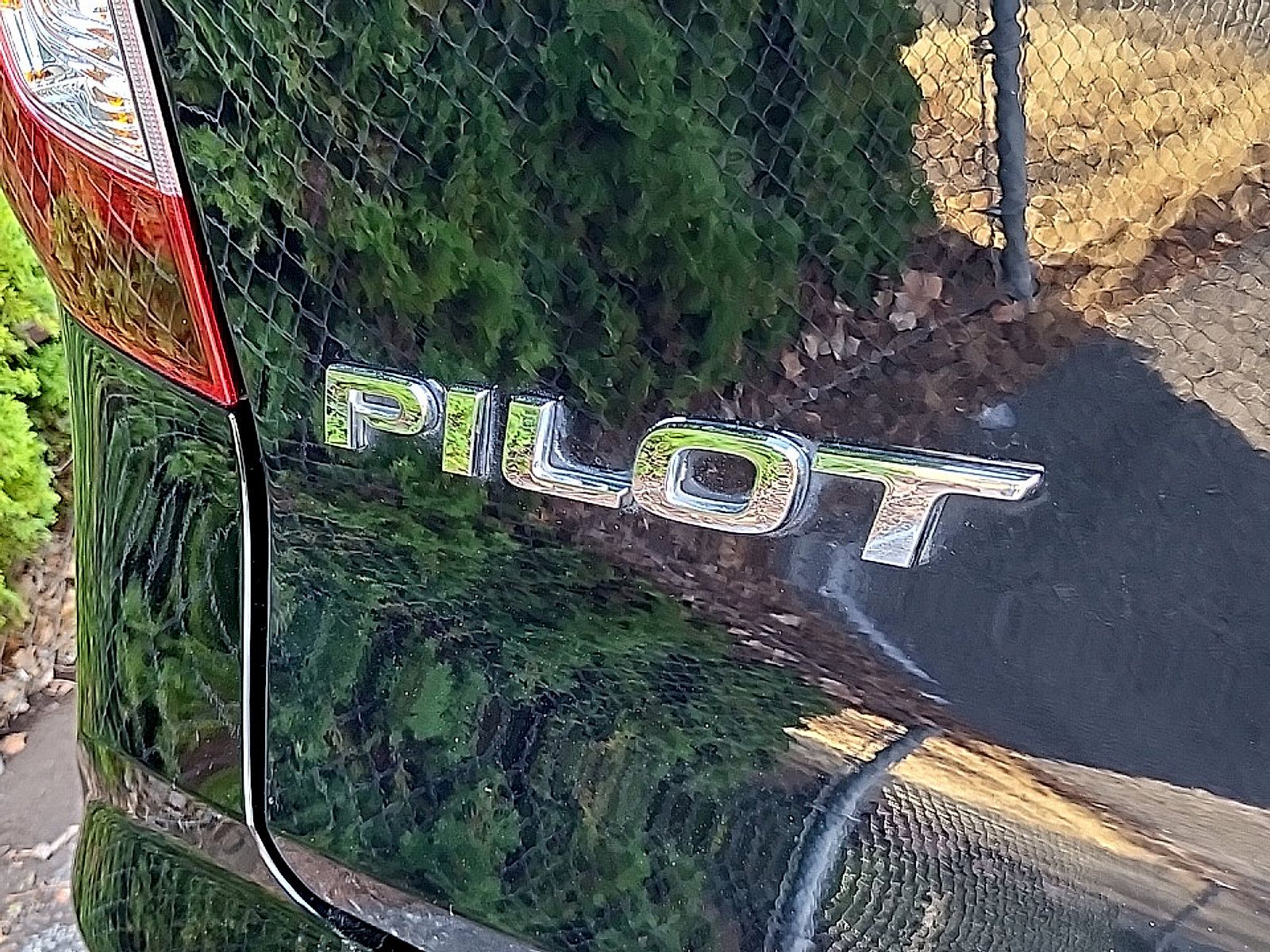 Used 2020 Honda Pilot Black Edition image 35