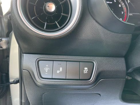 Certified 2024 Kia Forte LXS w/ LXS Technology Package FWD image 12