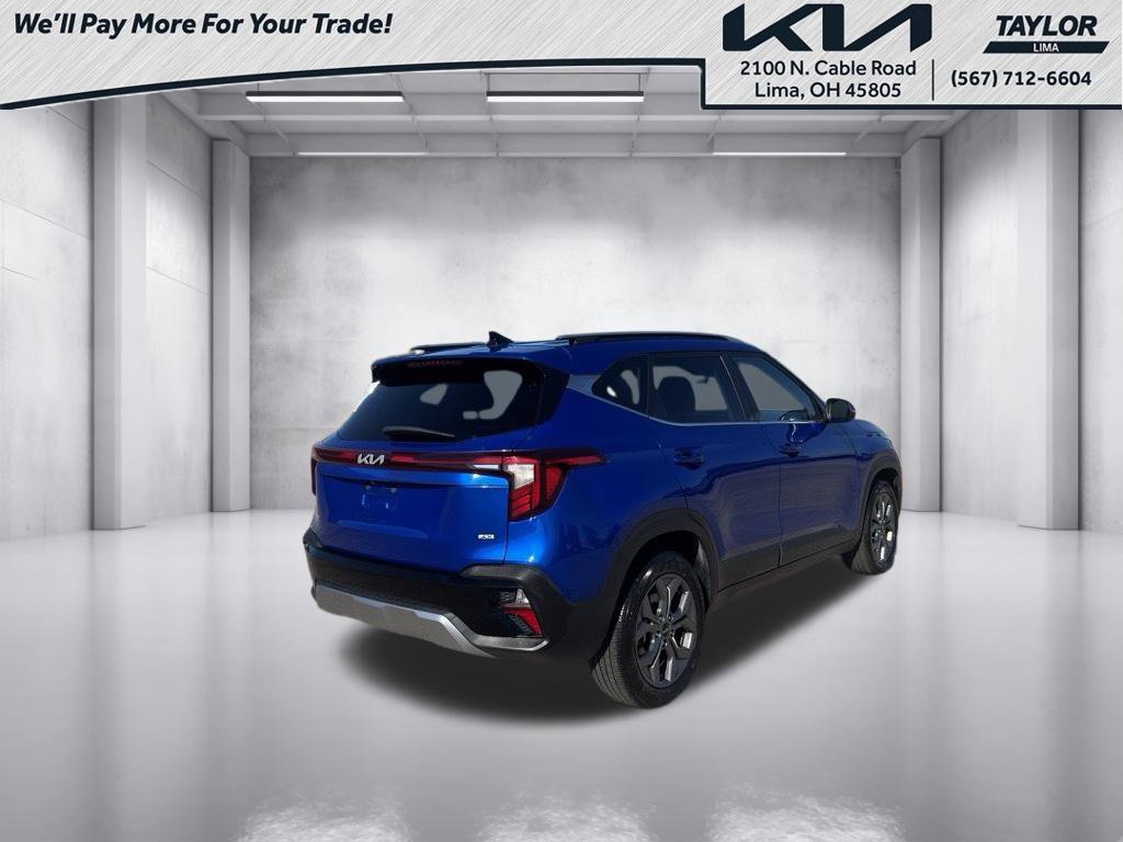 Used 2024 Kia Seltos S AWD/4WD image 2