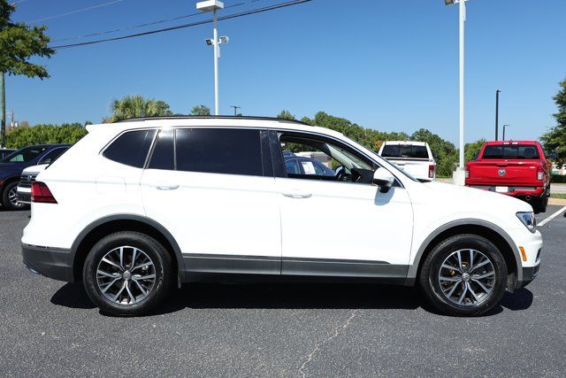 Used 2020 Volkswagen Tiguan SE AWD/4WD image 4