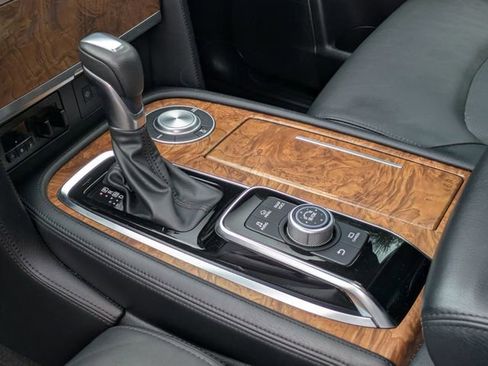 Used 2023 Nissan Armada SL w/ Cargo Package RWD image 18