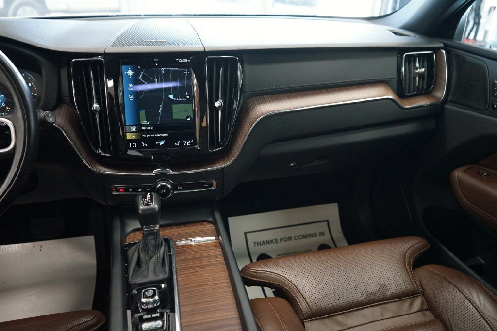 Used 2021 Volvo XC60 T5 Inscription AWD/4WD image 13