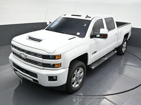 Used 2018 Chevrolet Silverado 2500 LTZ w/ Duramax Plus Package image 15