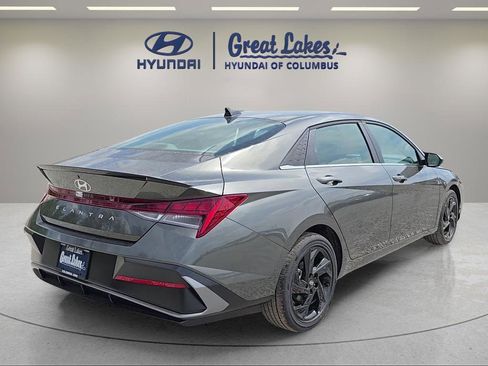 New 2026 Hyundai Elantra SEL Sport Premium w/ Cargo Package FWD image 5