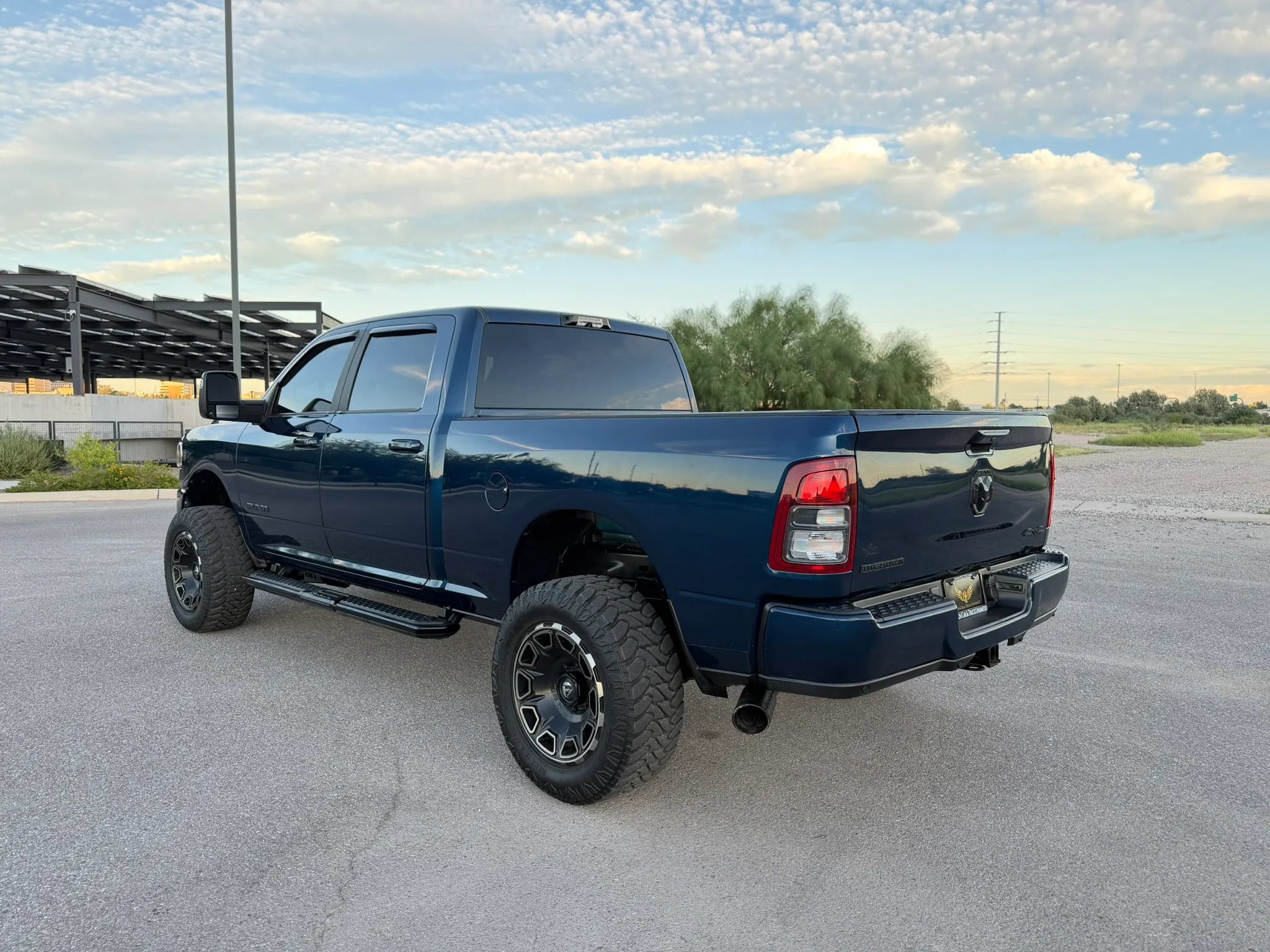 Used 2023 RAM 2500 Big Horn w/ Night Edition AWD/4WD image 8