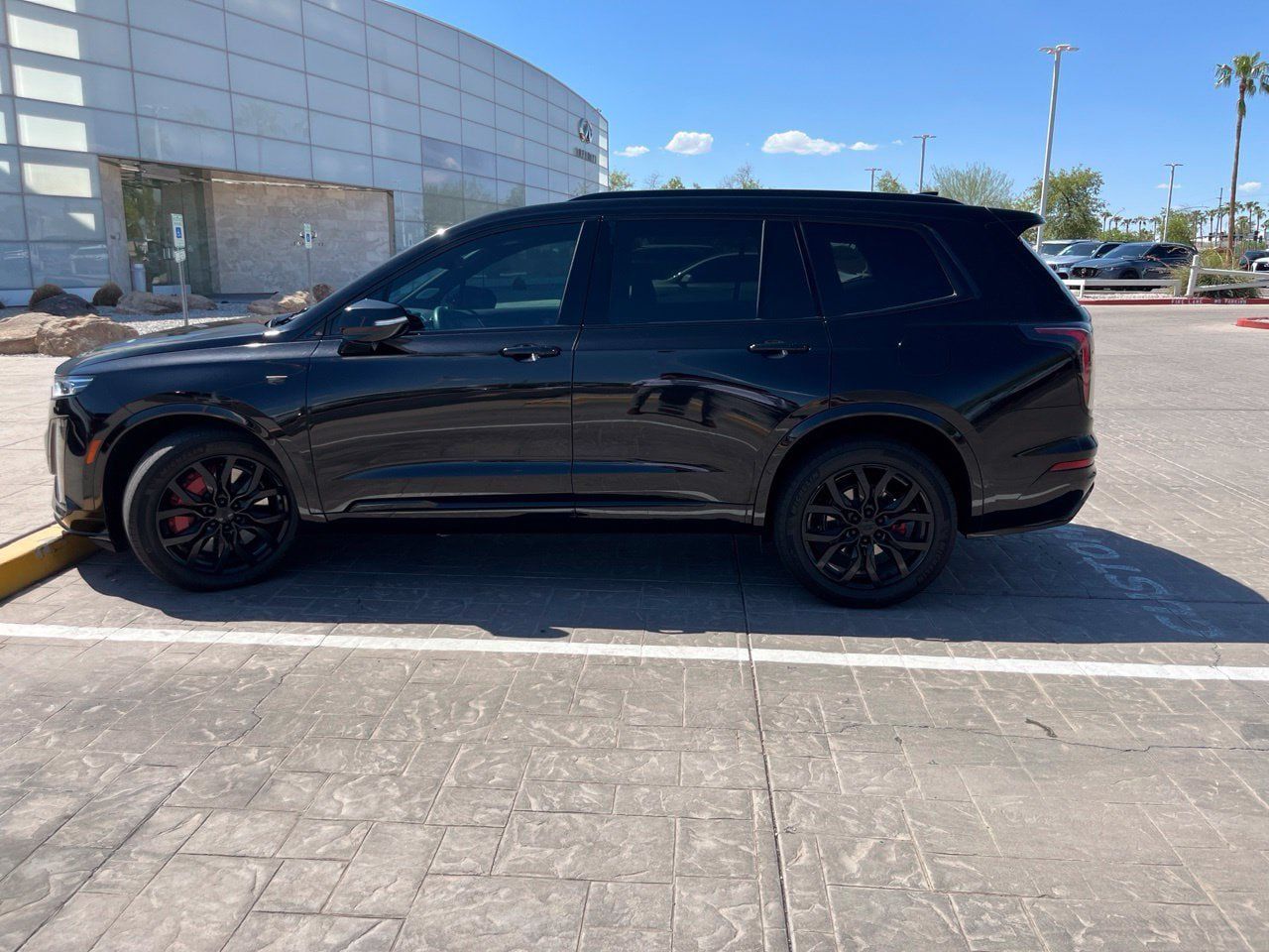 Used 2022 Cadillac XT6 Sport w/ Technology Package AWD/4WD image 8