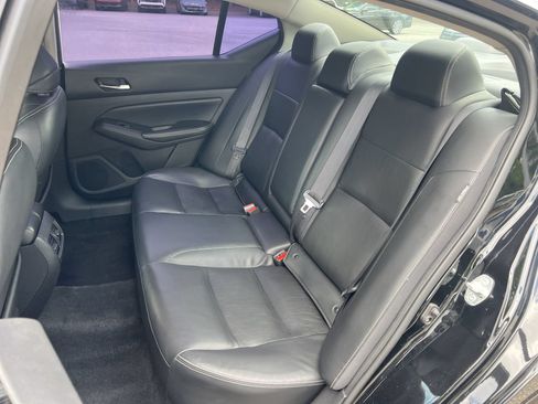 Used 2019 Nissan Altima 2.5 Platinum AWD/4WD image 19