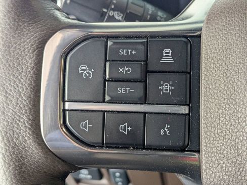 Used 2024 Ford Expedition King Ranch image 16