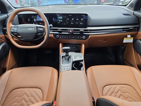New 2026 Kia Sportage X-Line w/ X-Line Premium Package AWD/4WD image 13