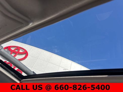 Used 2020 Nissan Frontier PRO-4X w/ Pro-4x Utility Package image 29