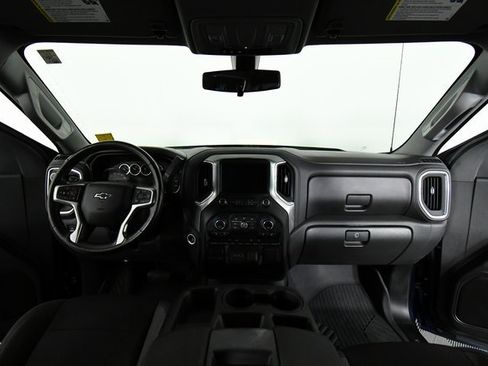 Used 2020 Chevrolet Silverado 1500 RST image 19