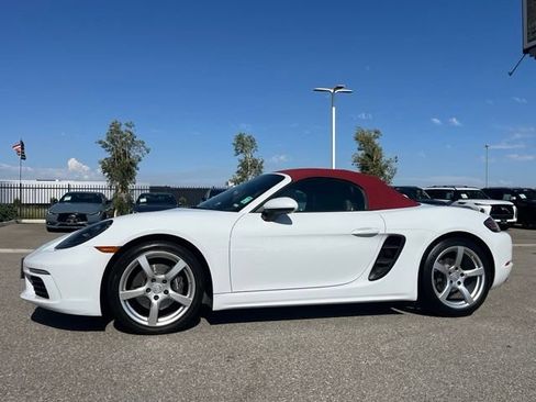 Used 2023 Porsche 718 Boxster RWD image 2