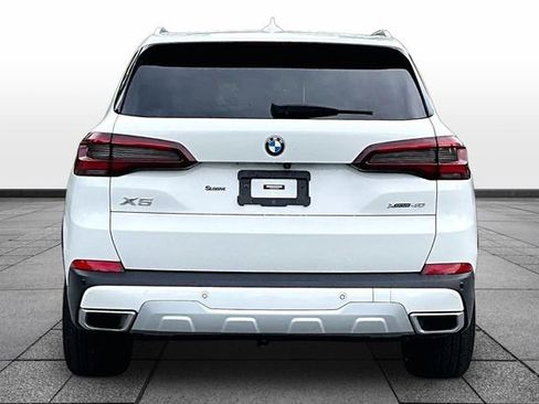 Used 2022 BMW X5 xDrive40i w/ Parking Assistance Package AWD/4WD image 8