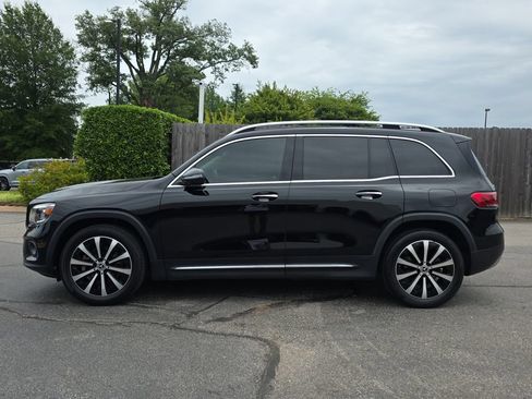 Certified 2022 Mercedes-Benz GLB 250 image 2