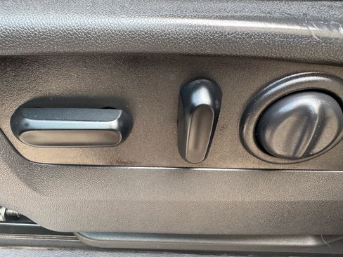 Used 2019 GMC Sierra 1500 SLT RWD image 24