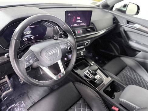 Used 2023 Audi SQ5 Premium Plus w/ Premium Plus Package AWD/4WD image 19