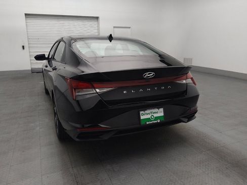 Used 2023 Hyundai Elantra SEL w/ Convenience Package FWD image 6
