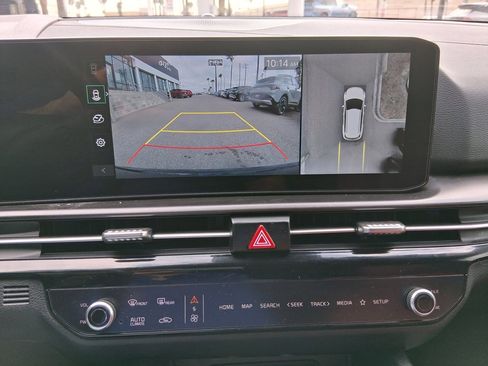 Used 2026 Kia Sportage SX image 10