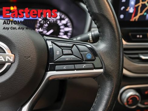 Used 2023 Nissan Altima 2.5 SV w/ SV Premium Package AWD/4WD image 19