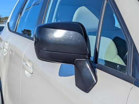 Used 2015 Subaru Forester 2.5i w/ Alloy Wheel Package image 13