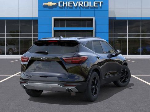 New 2026 Chevrolet Blazer LT w/ Midnight/Sport Edition image 4