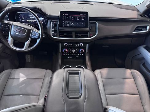 Certified 2022 GMC Yukon XL SLT w/ SLT Premium Package image 15